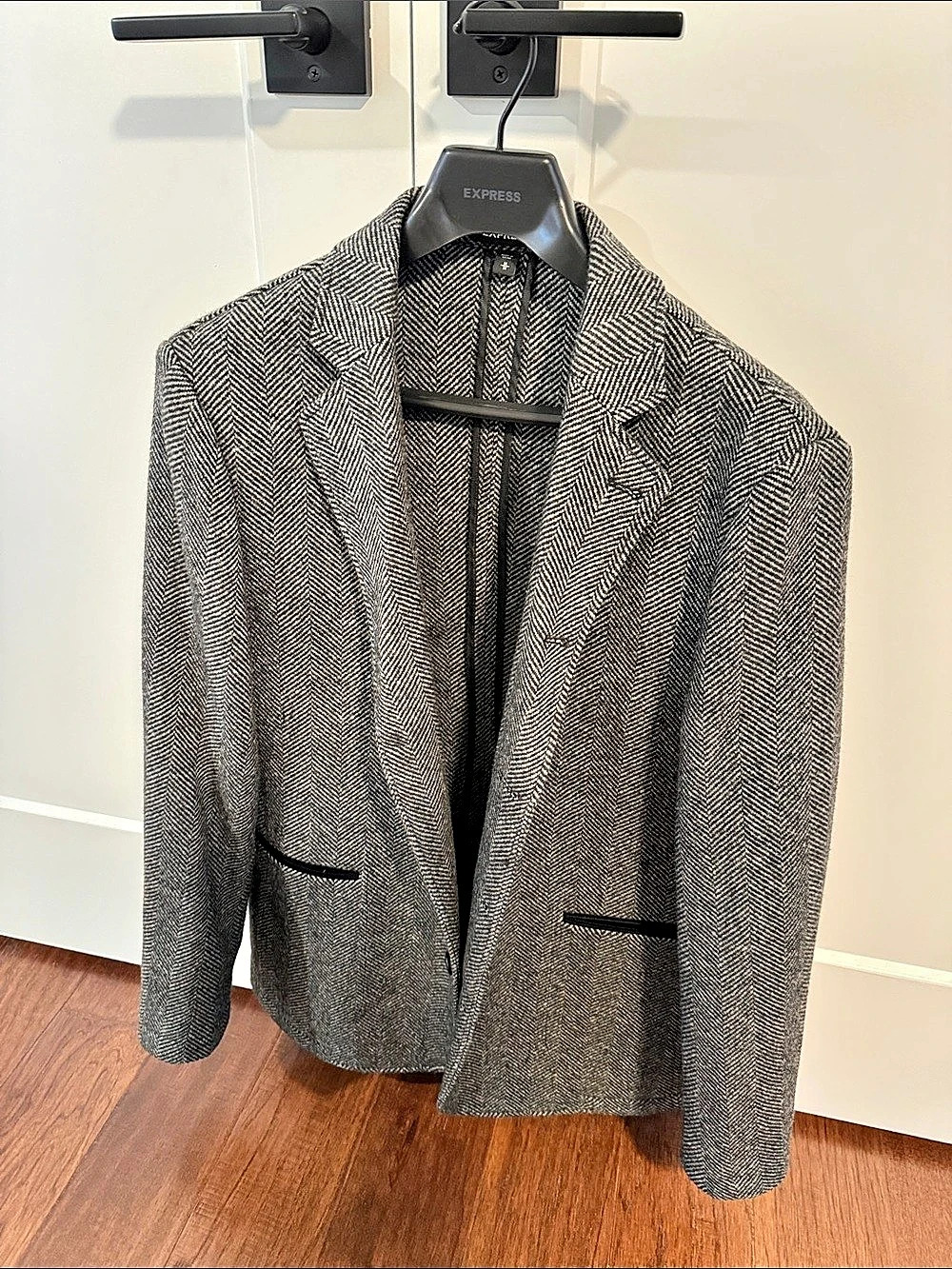 Express Houndstooth Blazer in Gray & Black Size Medium Slim Fit Like New